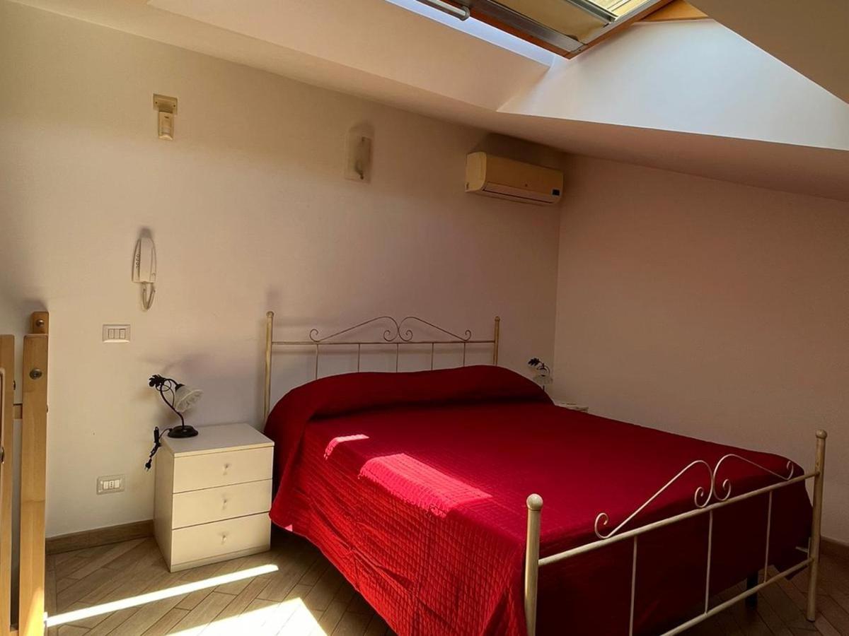 Country Love Dragona House Tra Mare E Citta Acilia Exterior foto